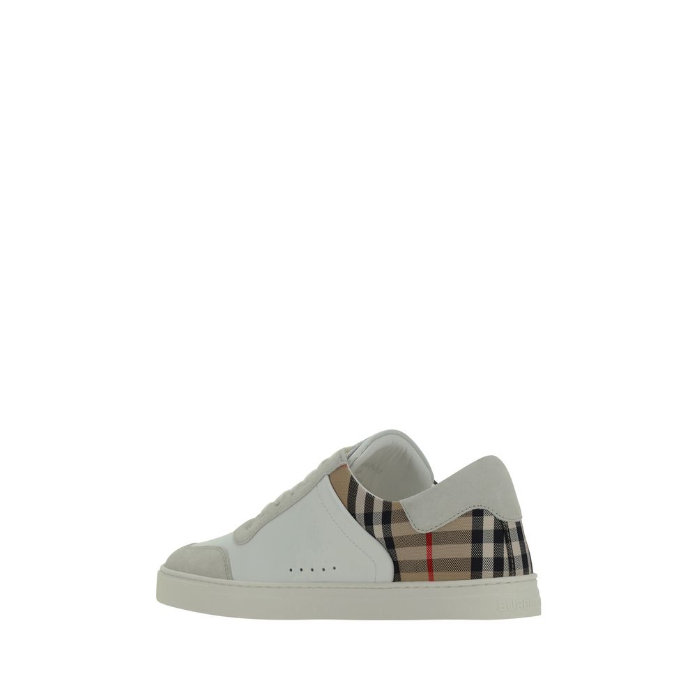 Burberry White Calf Leather Bos Taurus Low Top Sneakers