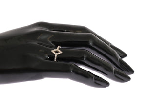 Silver Rhombus Womens Clear CZ 925 Silver Ring Nialaya