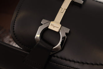 Suave Black Leather Gancio Bit Loafers Salvatore Ferragamo