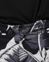 Dolce & Gabbana Gray Banana Leaf Cotton Stretch Capri Pants