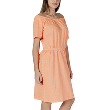 B.Young Orange Cotton Short