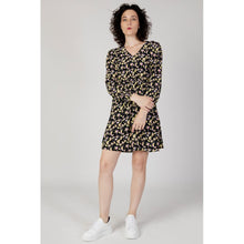 Black Viscose Short Jacqueline De Yong