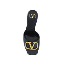 Valentino Garavani Vlogo Leather Sandals