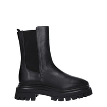 Stuart Weitzman Black Leather Ankle Boots